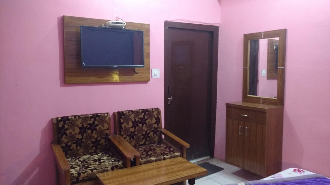 Hotel Brahma Kamal Joshīmath Esterno foto