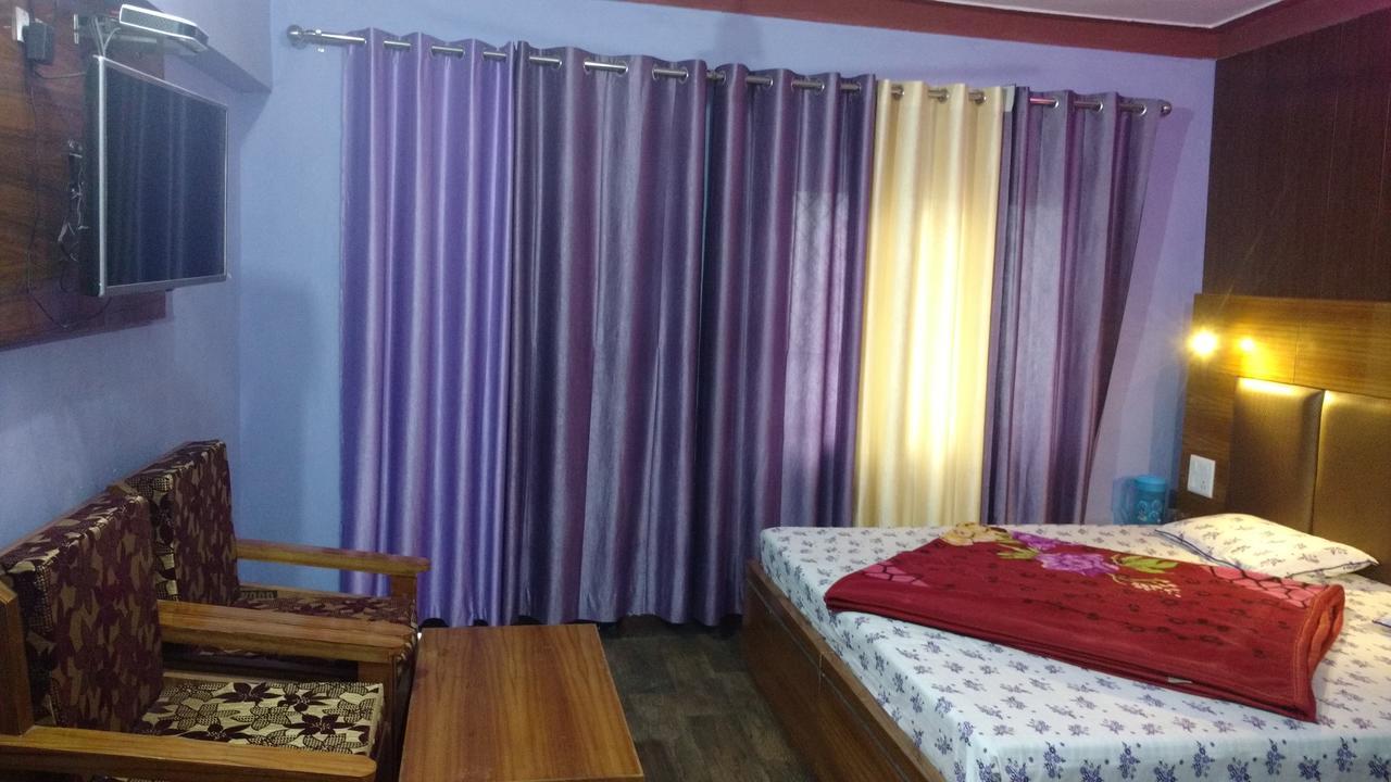 Hotel Brahma Kamal Joshīmath Esterno foto