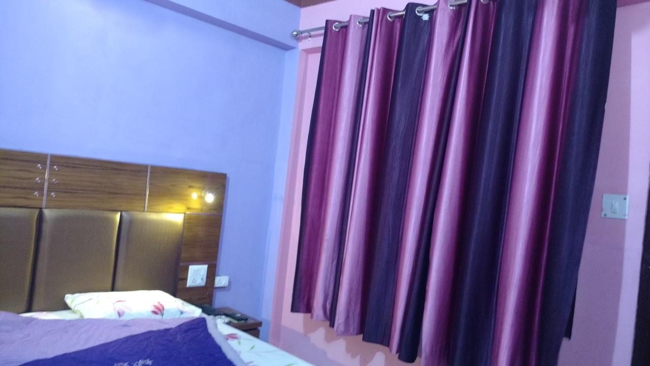 Hotel Brahma Kamal Joshīmath Esterno foto