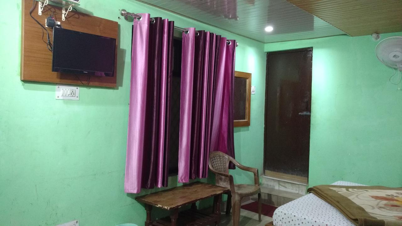 Hotel Brahma Kamal Joshīmath Esterno foto